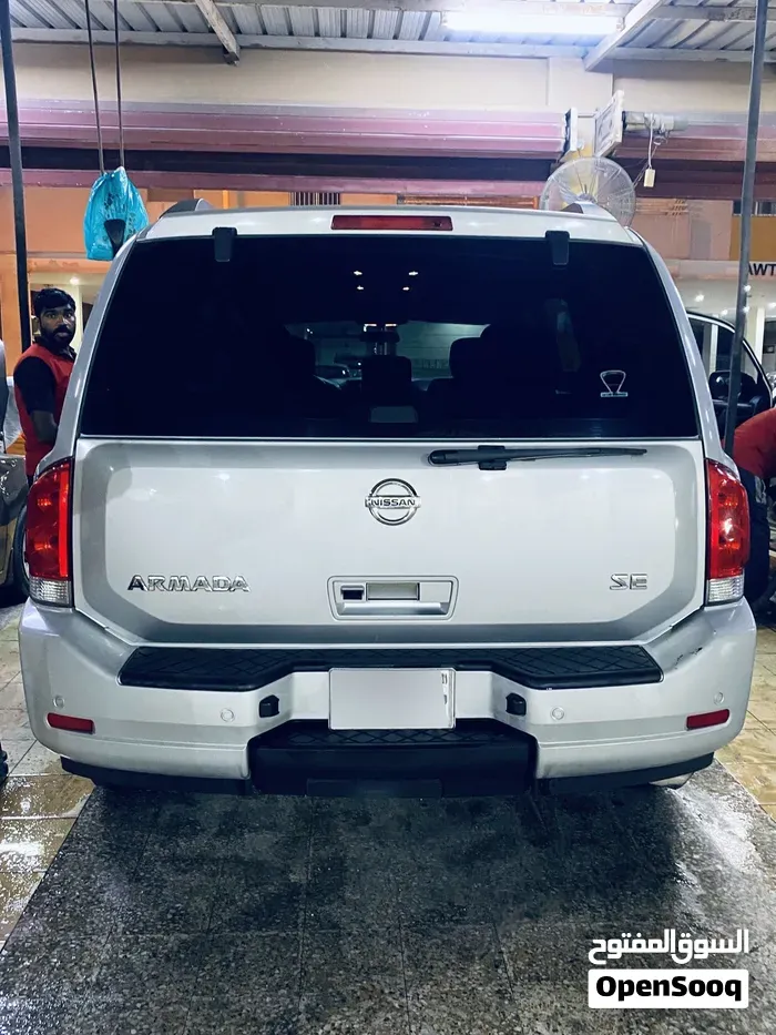 Nissan Armada 2012 photo 3
