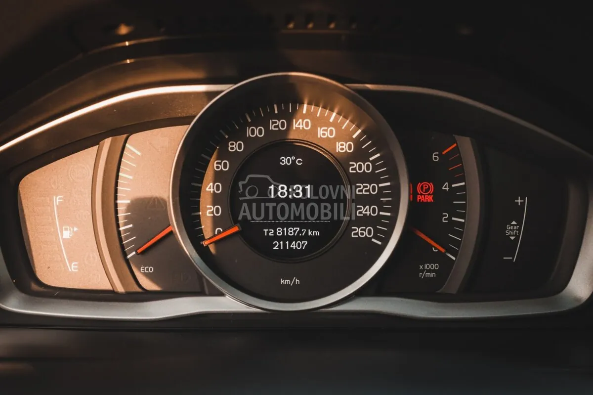 Volvo V60 2014 photo 3