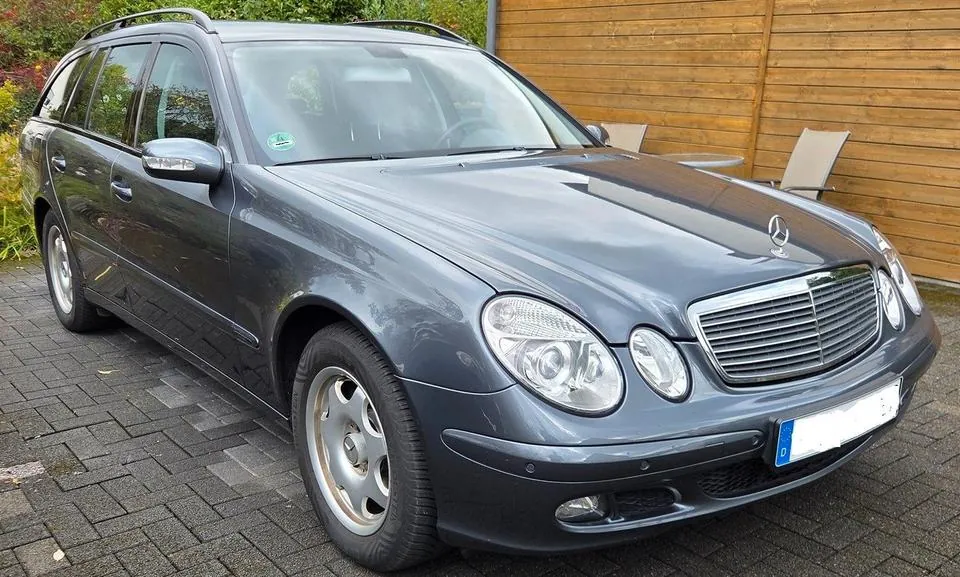 Mercedes-Benz E 200 Kompressor T Classic