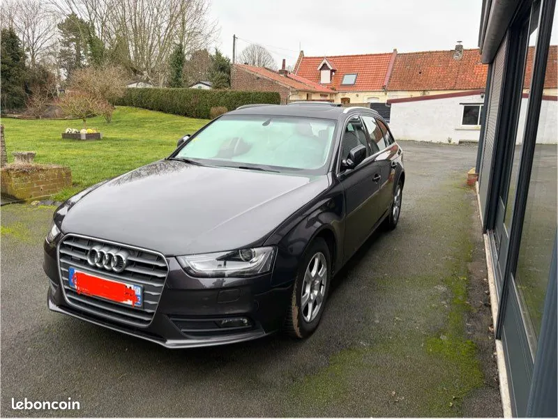 Audi A4 2014 photo 2