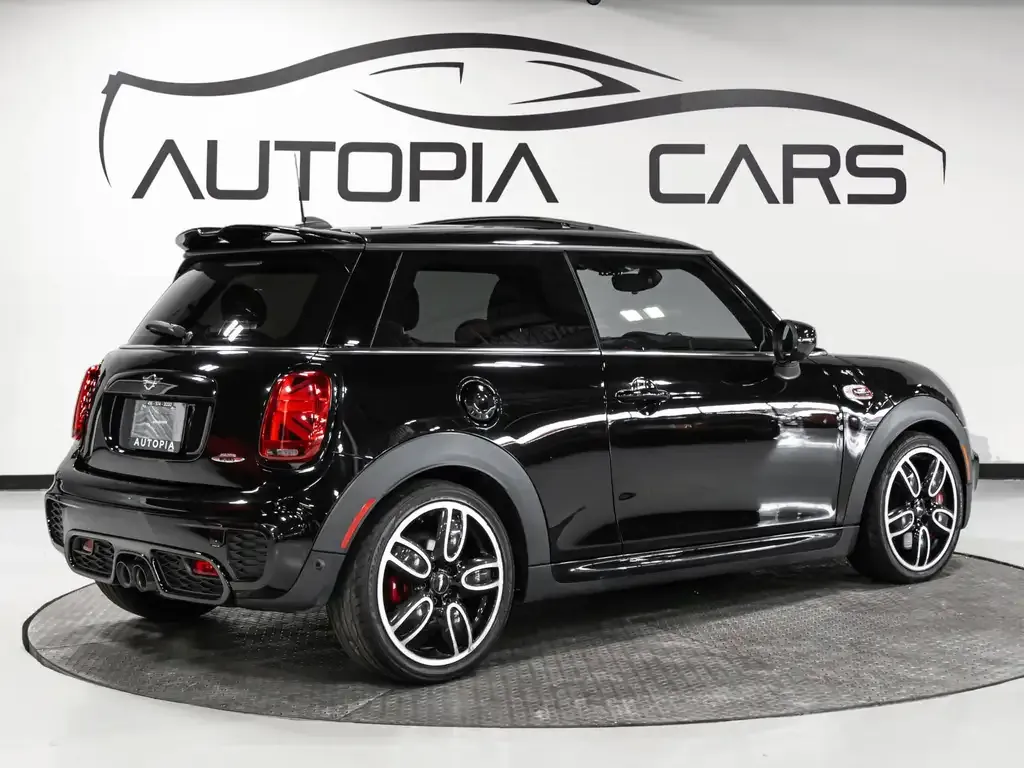 Mini 3 Door 2020 photo 4