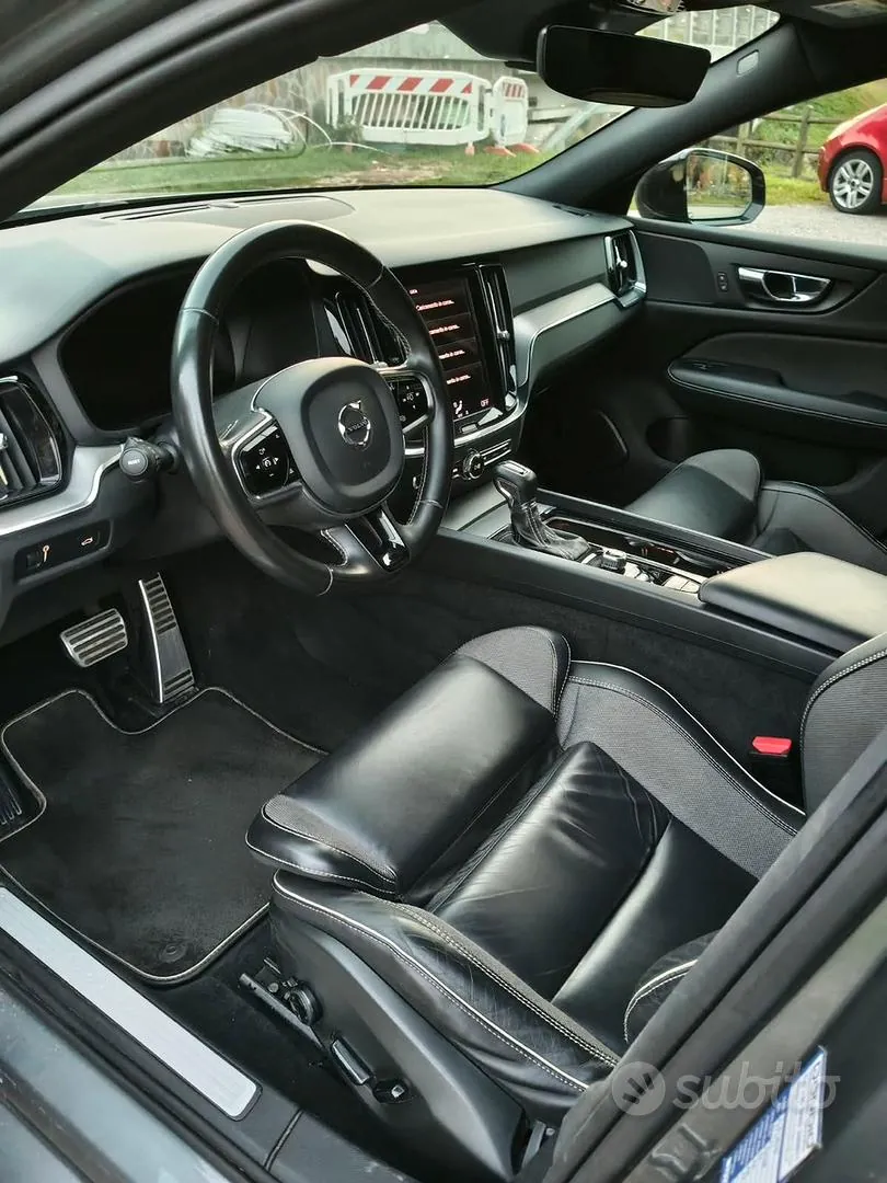 Volvo V60 2021 photo 5