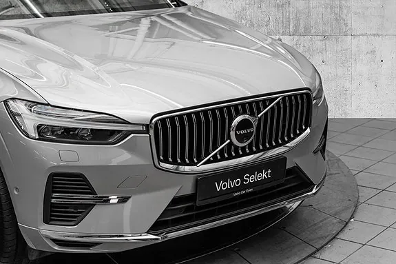 Volvo Xc60 2024 photo 2