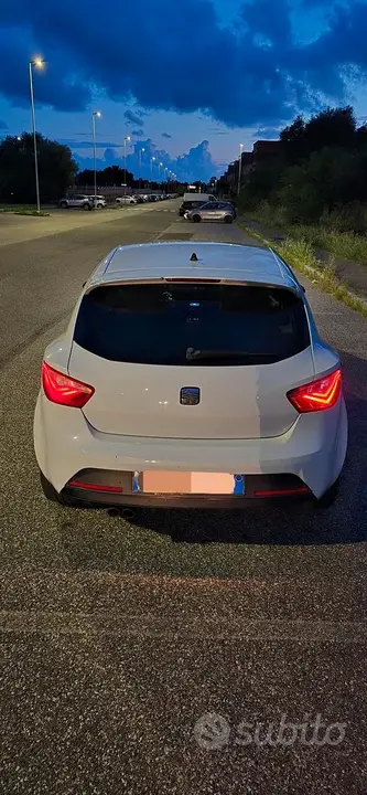 Seat Ibiza 2012 photo 3