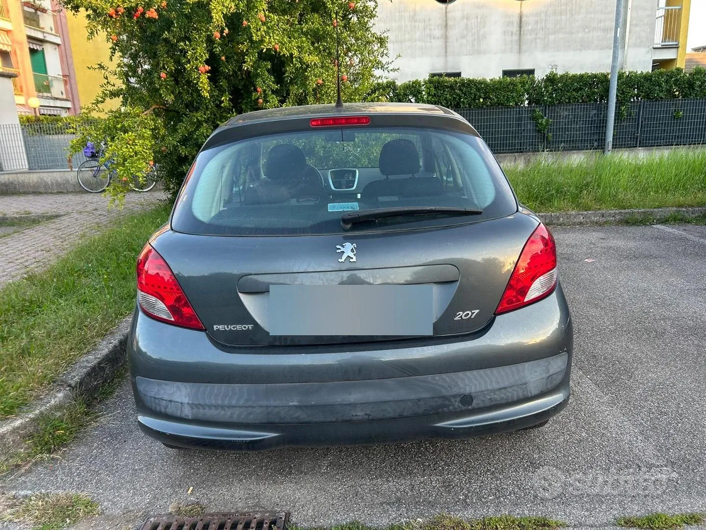 Peugeot 207 2012 photo 5