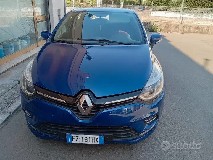 Renault Clio 2019 photo 2