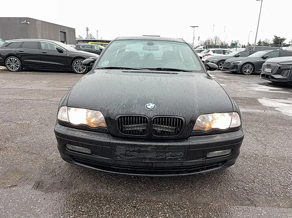 BMW 318I 1999 photo 5