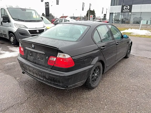 BMW 318I 1999 photo 3