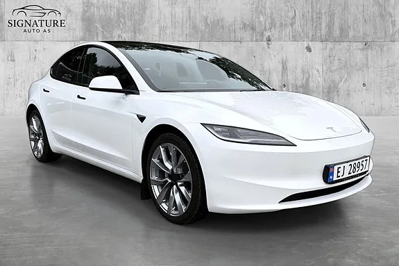 Tesla Model 3 2024 photo 5