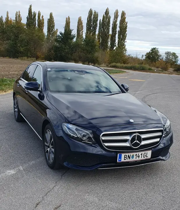 Mercedes-Benz E-Class 2017 photo 3