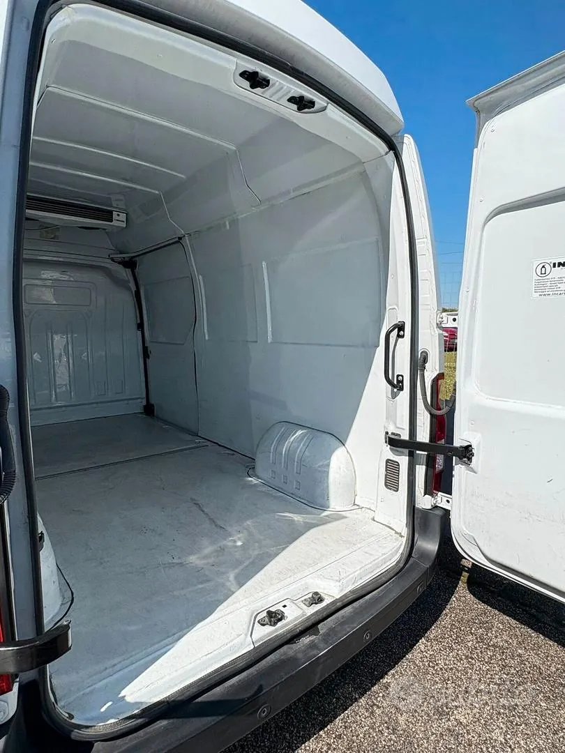 Renault Master 2022 photo 4