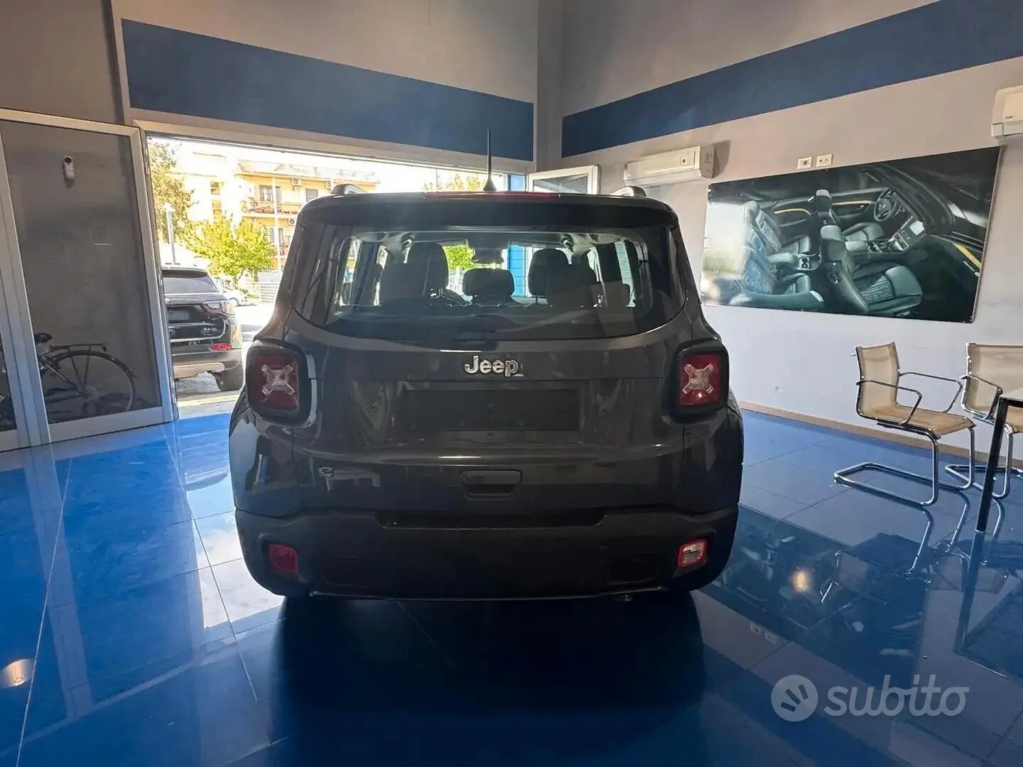 Jeep Renegade 2023 photo 3