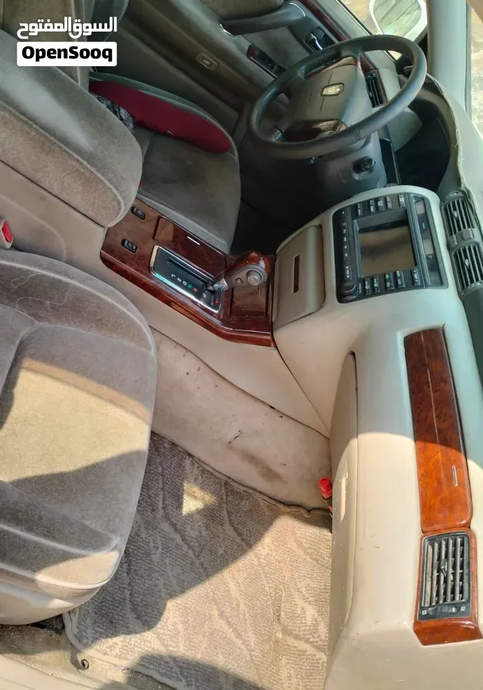 Toyota Crown 2000 photo 4