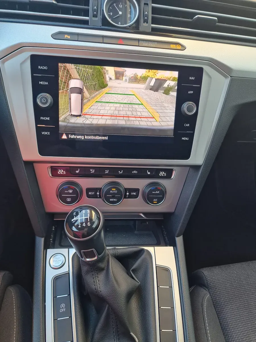 Volkswagen Passat 2018 photo 3