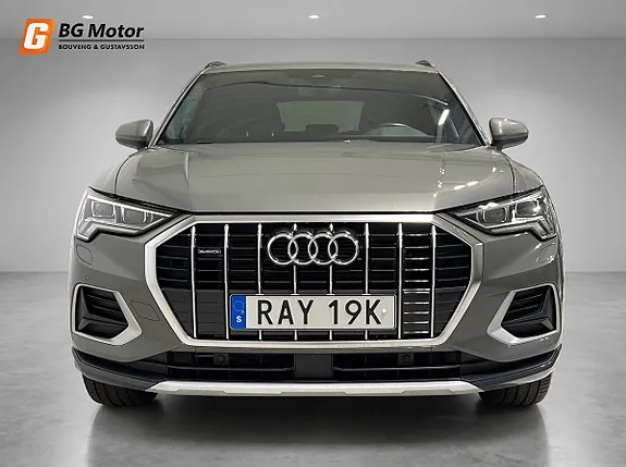 Audi Q3 2024 photo 2
