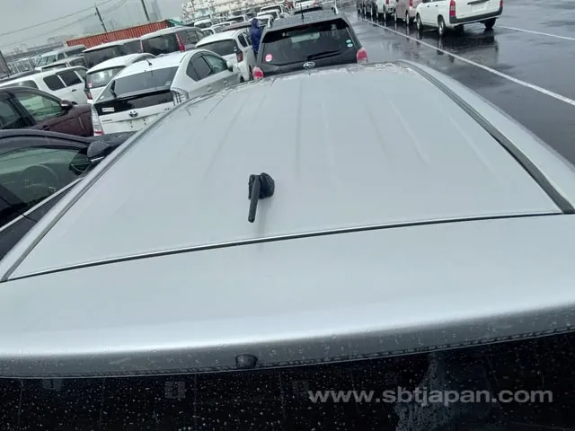 Toyota Sienta 2019 photo 5
