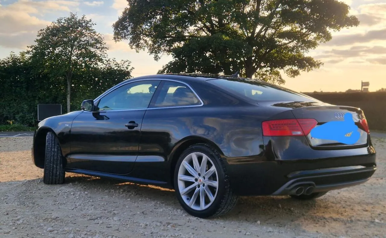 Audi A5 2015 photo 2