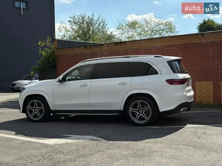 Mercedes-Benz Gls-Class 2021 photo 5