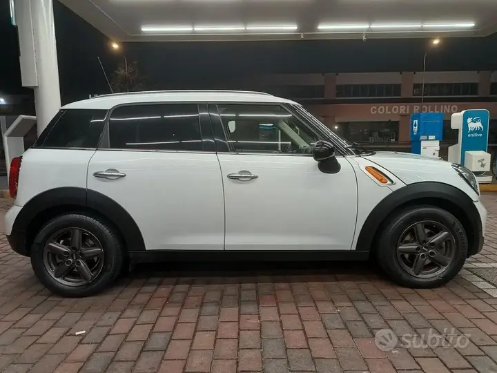 Mini Countryman 2012 photo 2