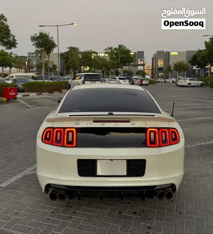 Ford Mustang 2012 photo 3
