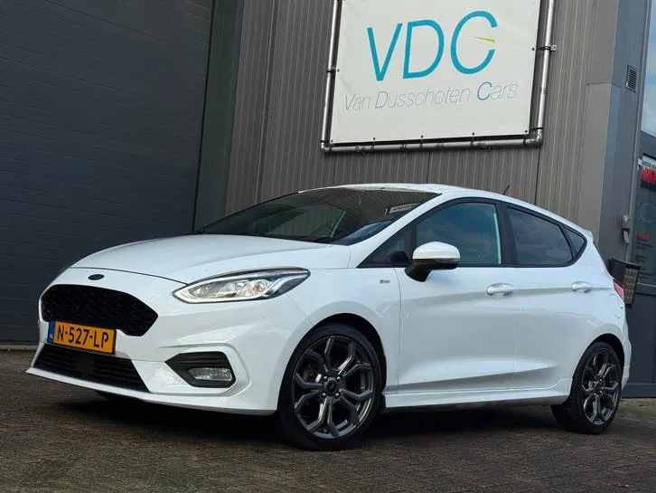 Ford Fiesta 2017 photo 2