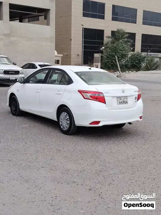 Toyota Yaris 2017 photo 4