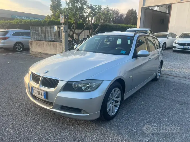 BMW 320 2007 photo 2
