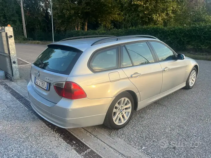 BMW 320 2007 photo 3