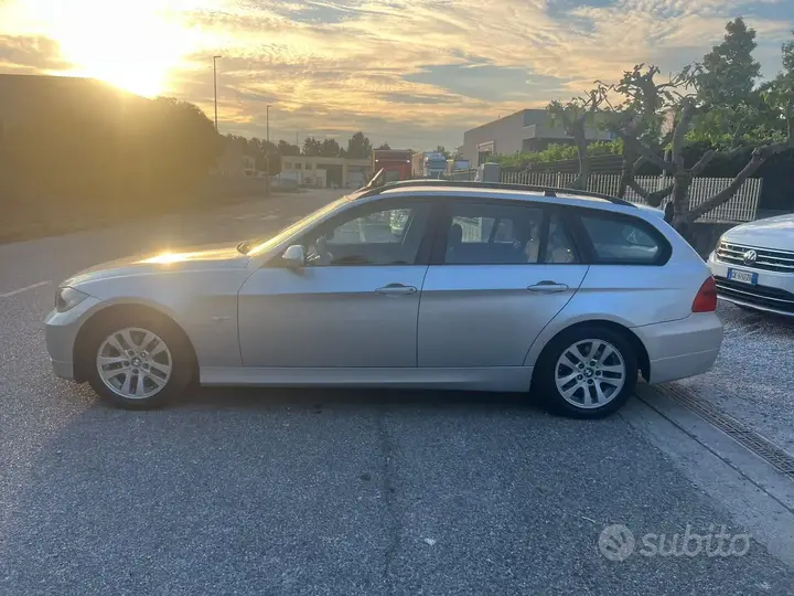 BMW 320 2007 photo 5