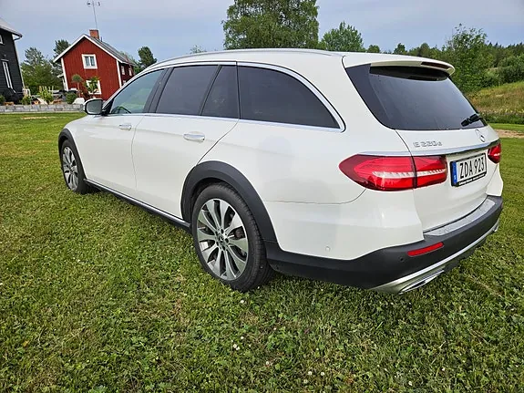 Mercedes-Benz E220 D 2018 photo 5
