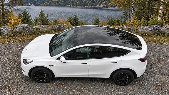 Tesla Model Y 2022 photo 5