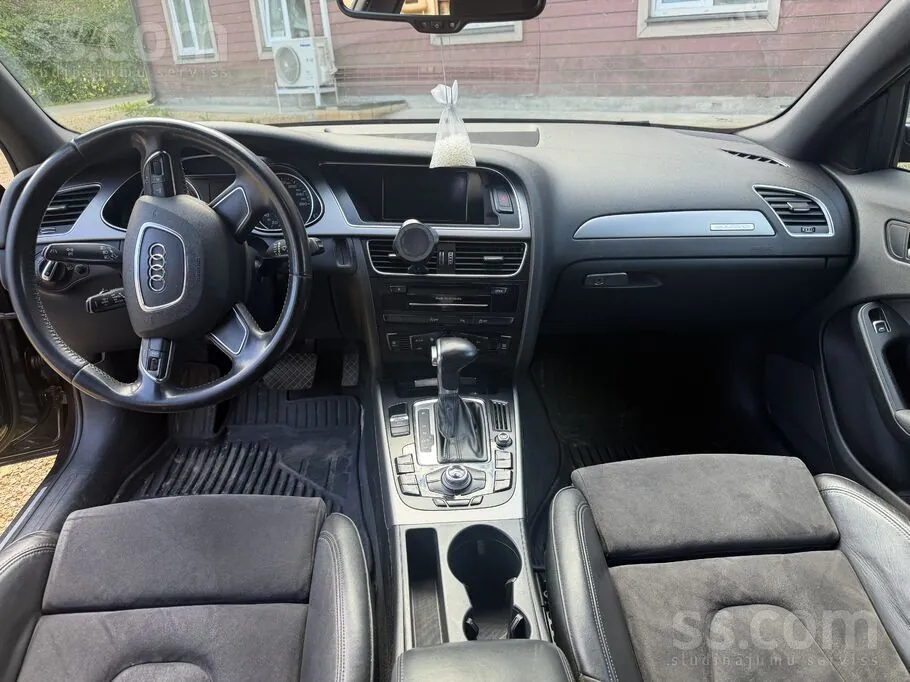 Audi A4 2014 photo 5