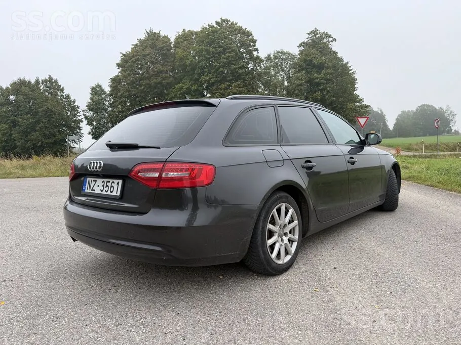 Audi A4 2014 photo 3