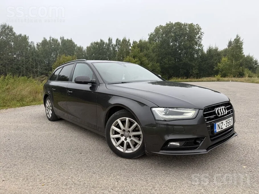 Audi A4 2014 photo 2