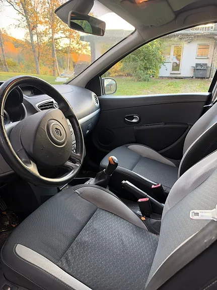 Renault Clio 2011 photo 3