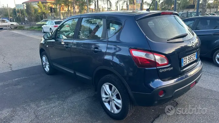 Nissan Qashqai 2011 photo 4