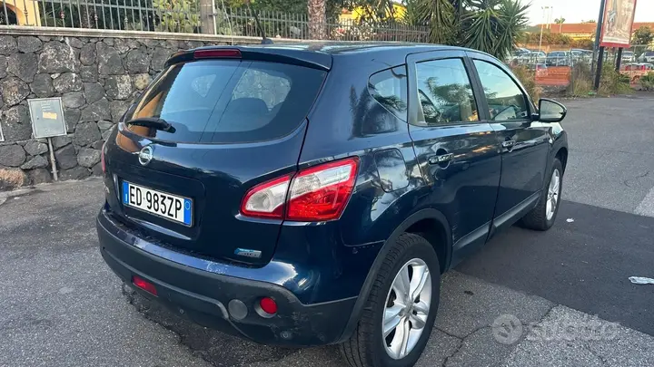 Nissan Qashqai 2011 photo 3