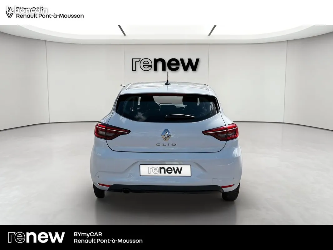 Renault Clio 2022 photo 4