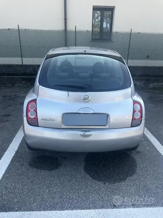 Nissan Micra 2004 photo 3