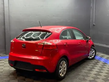 Kia Rio 2012 photo 3
