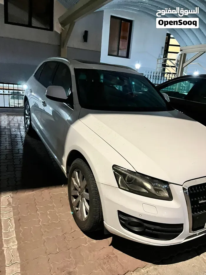 Audi Q5 2010 photo 4