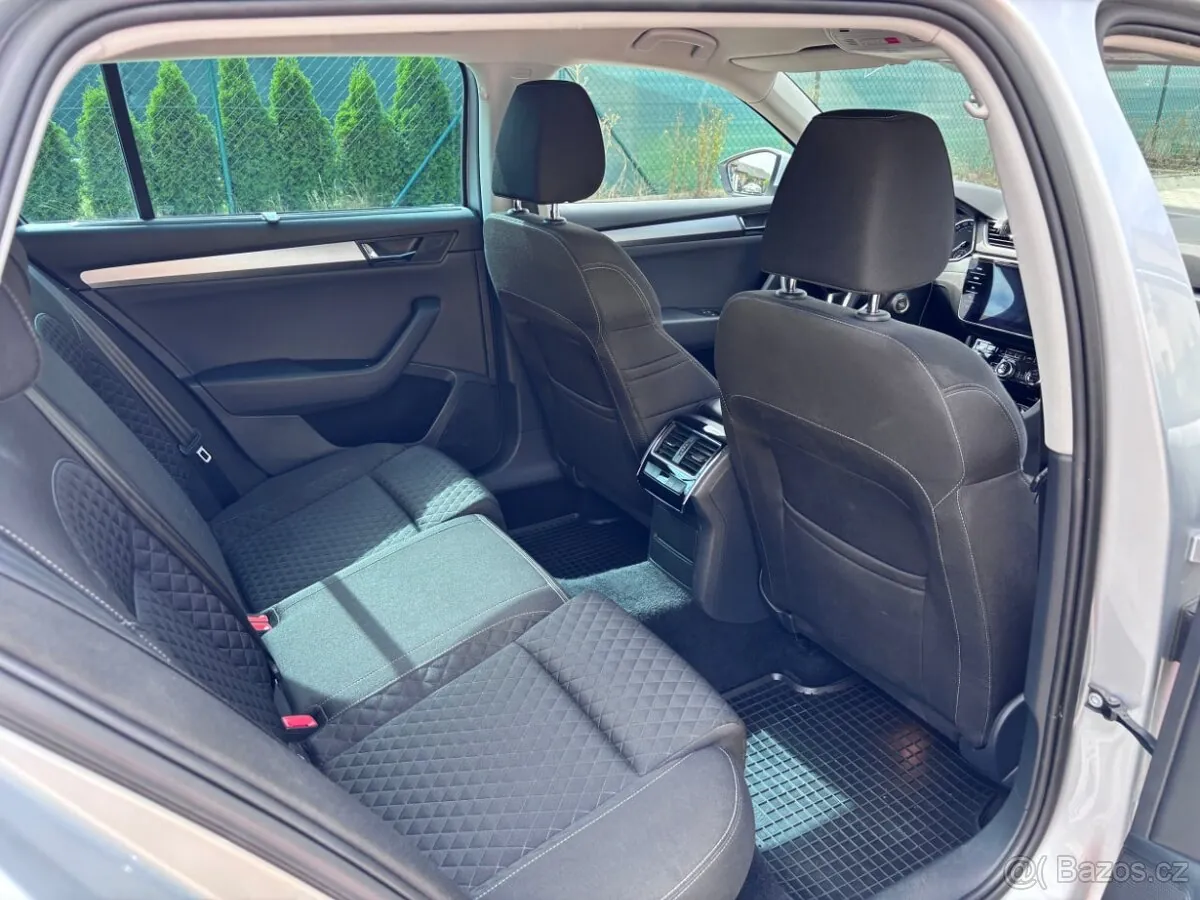 Skoda Superb photo 3