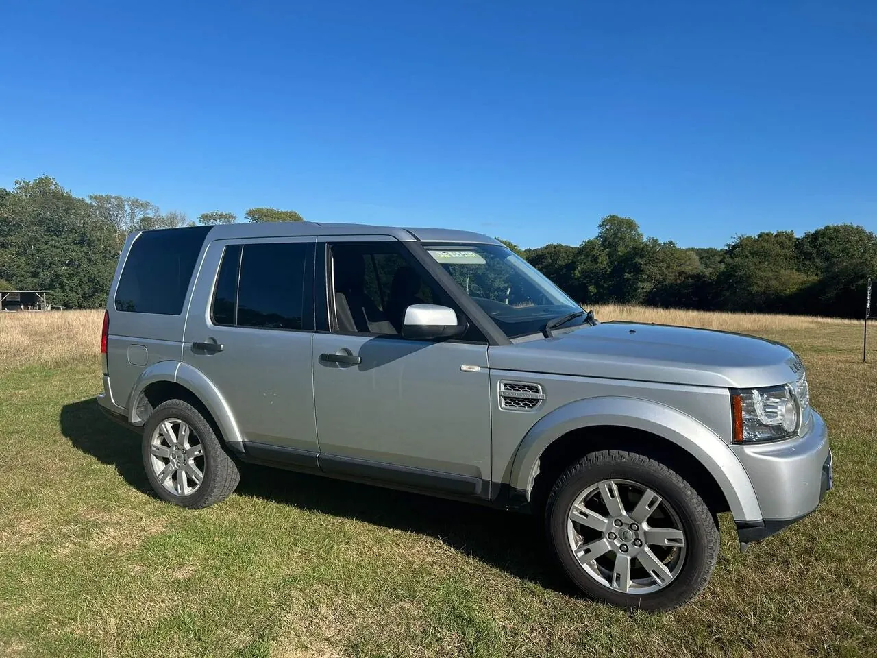 Land Rover Discovery 4 2012 photo 2