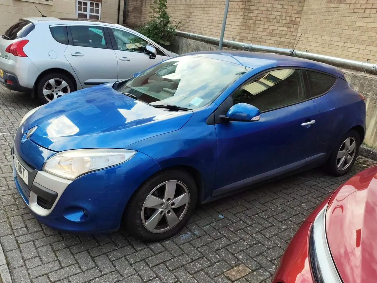 Renault Megane 2011 photo 2