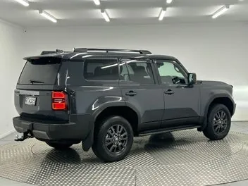Toyota Land Cruiser Prado 2026 photo 4