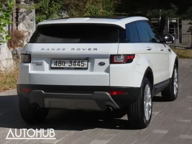 Land Rover Range Rover Evoque 2017 photo 3