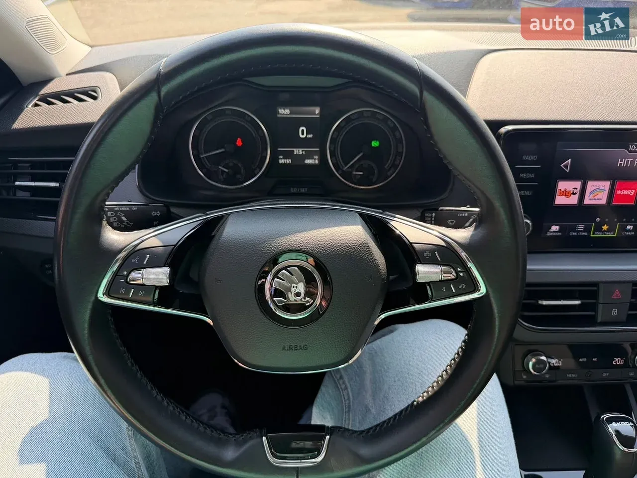 Skoda Scala 2021 photo 2