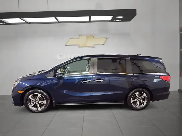 Honda Odyssey 2019 photo 3