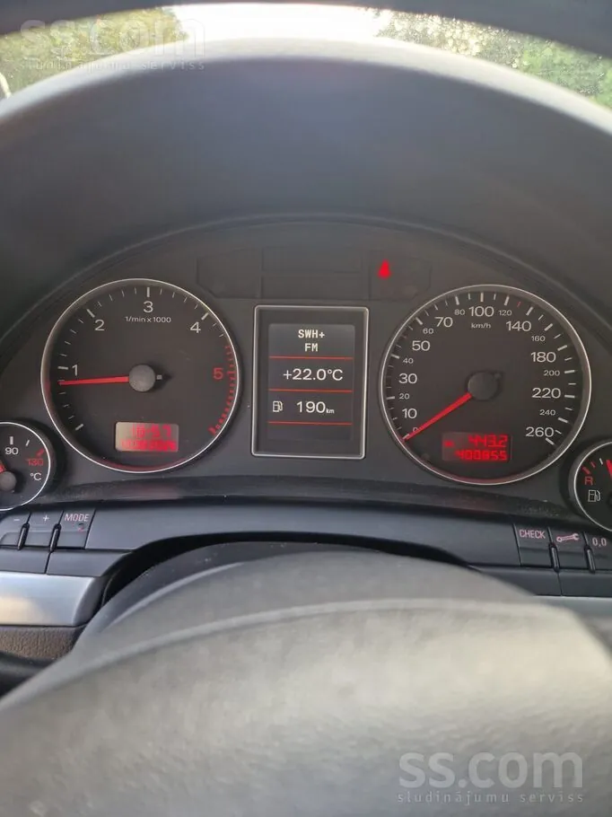 Audi A4 2004 photo 5