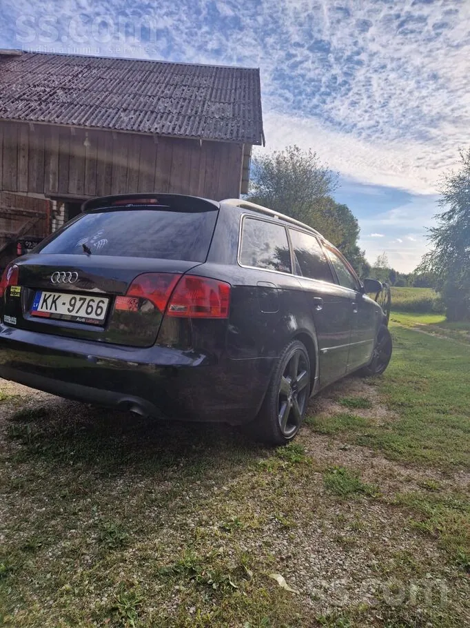 Audi A4 2004 photo 4